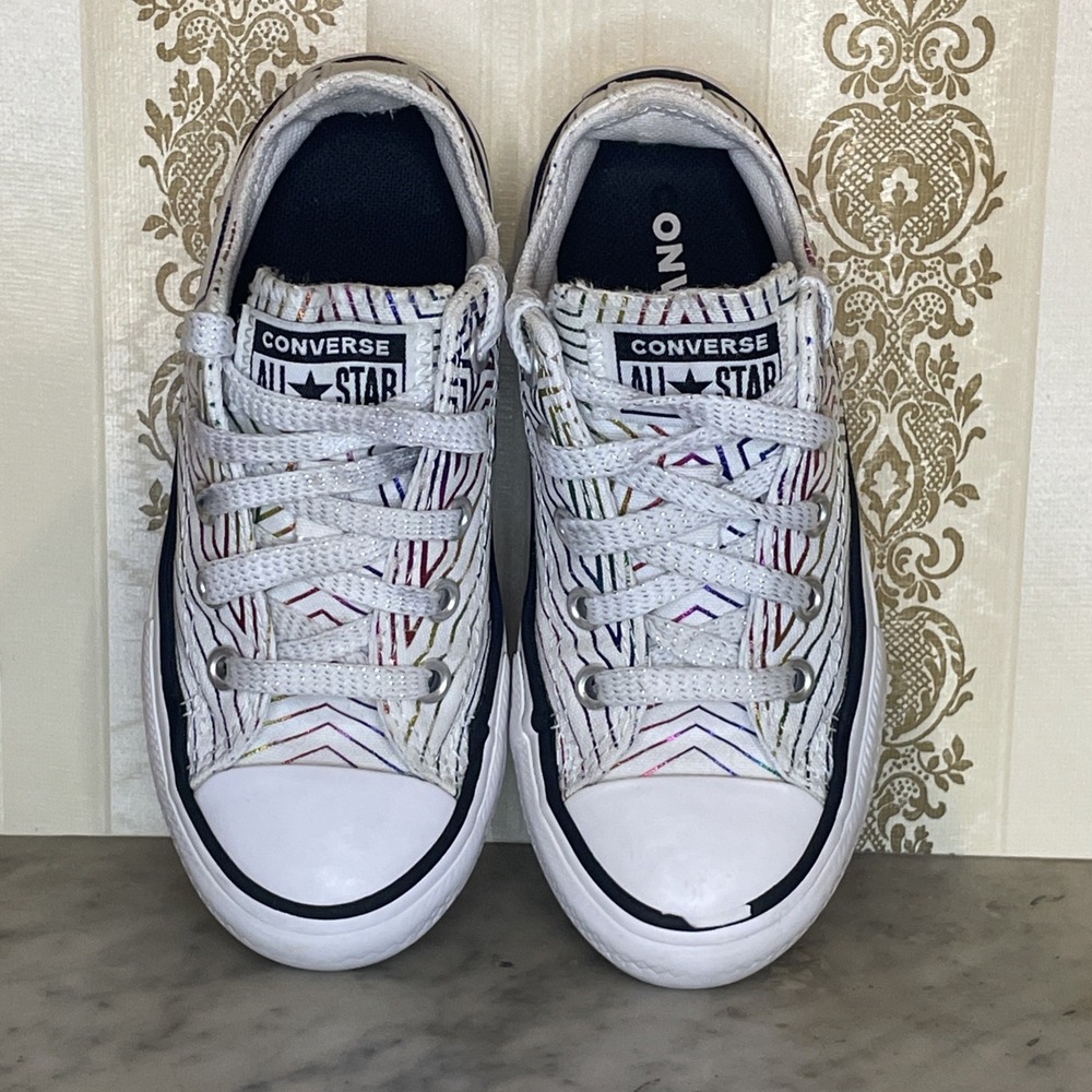 Girls 11 Converse All Star Low Top Sneakers Kids White Metallic Geometric